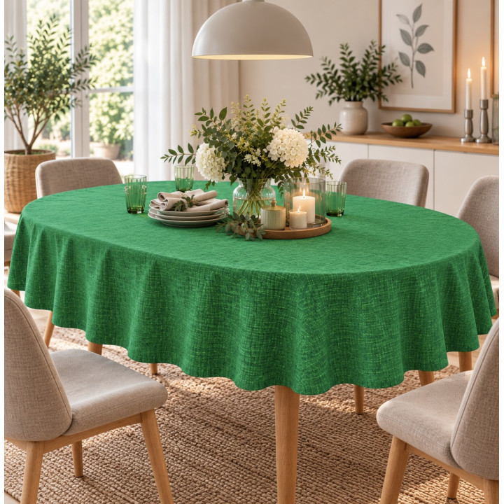 Uni Grün – Tischdecke auf einem ovalen Tisch